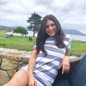 Meet your Posher, Alyssa